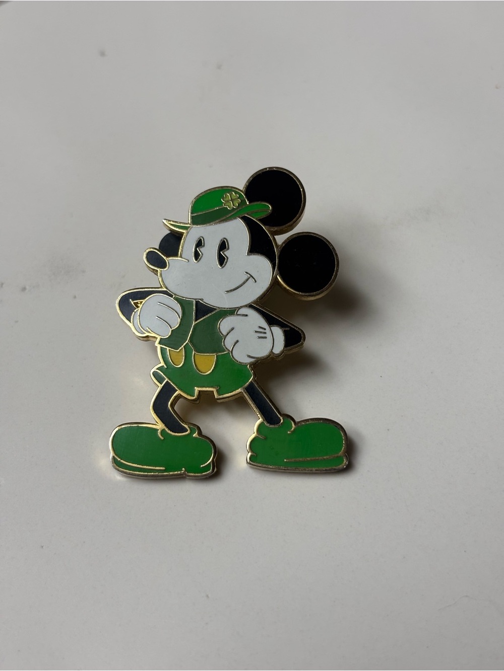 Disney Mickey Mouse St. Patrick’s Day Limited Release Holiday Enamel Pin EUC